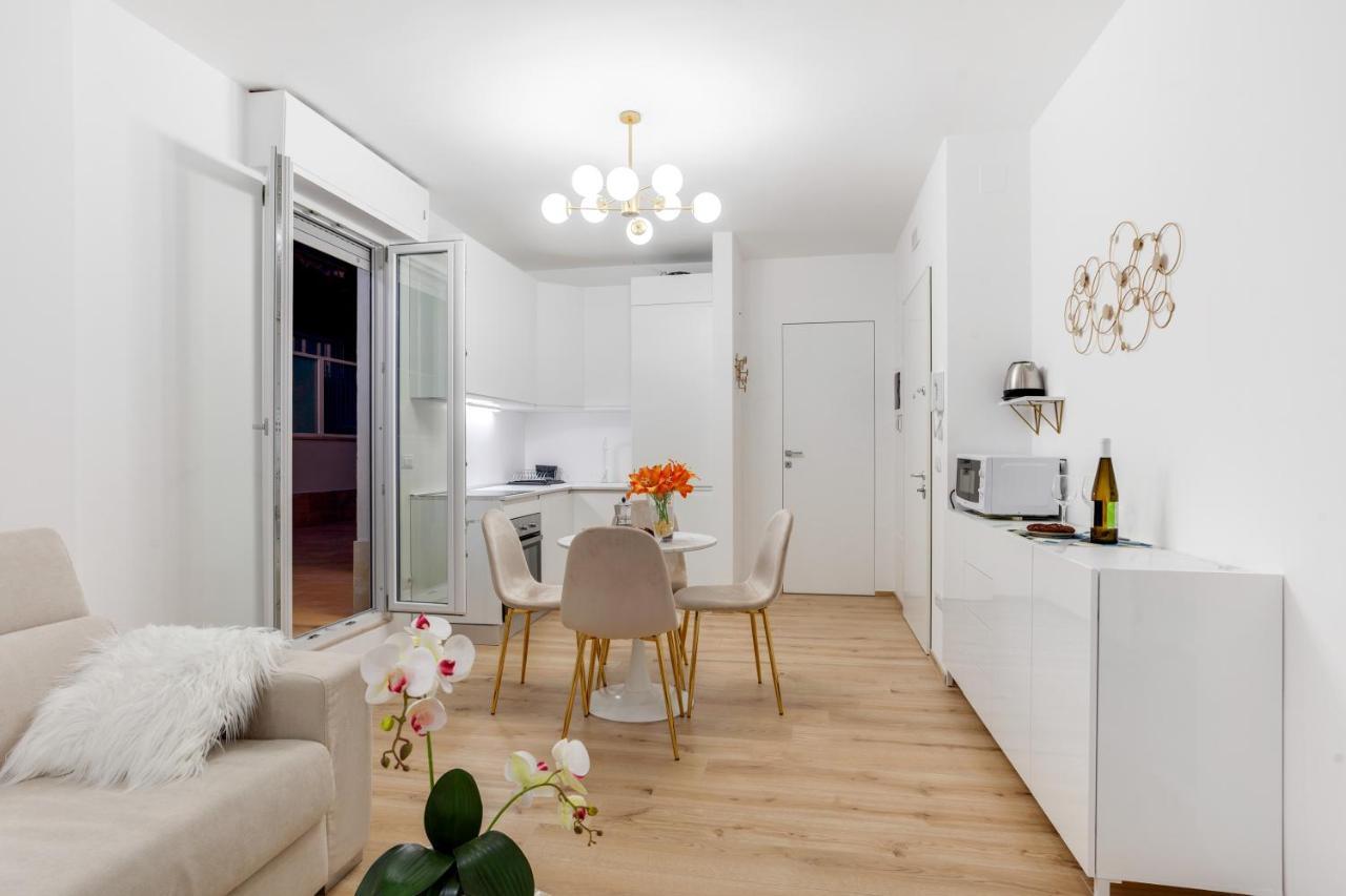 Tramonto Sul Mare Bari Apartment Near The Airport Bagian luar foto