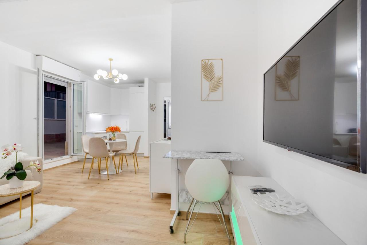 Tramonto Sul Mare Bari Apartment Near The Airport Bagian luar foto