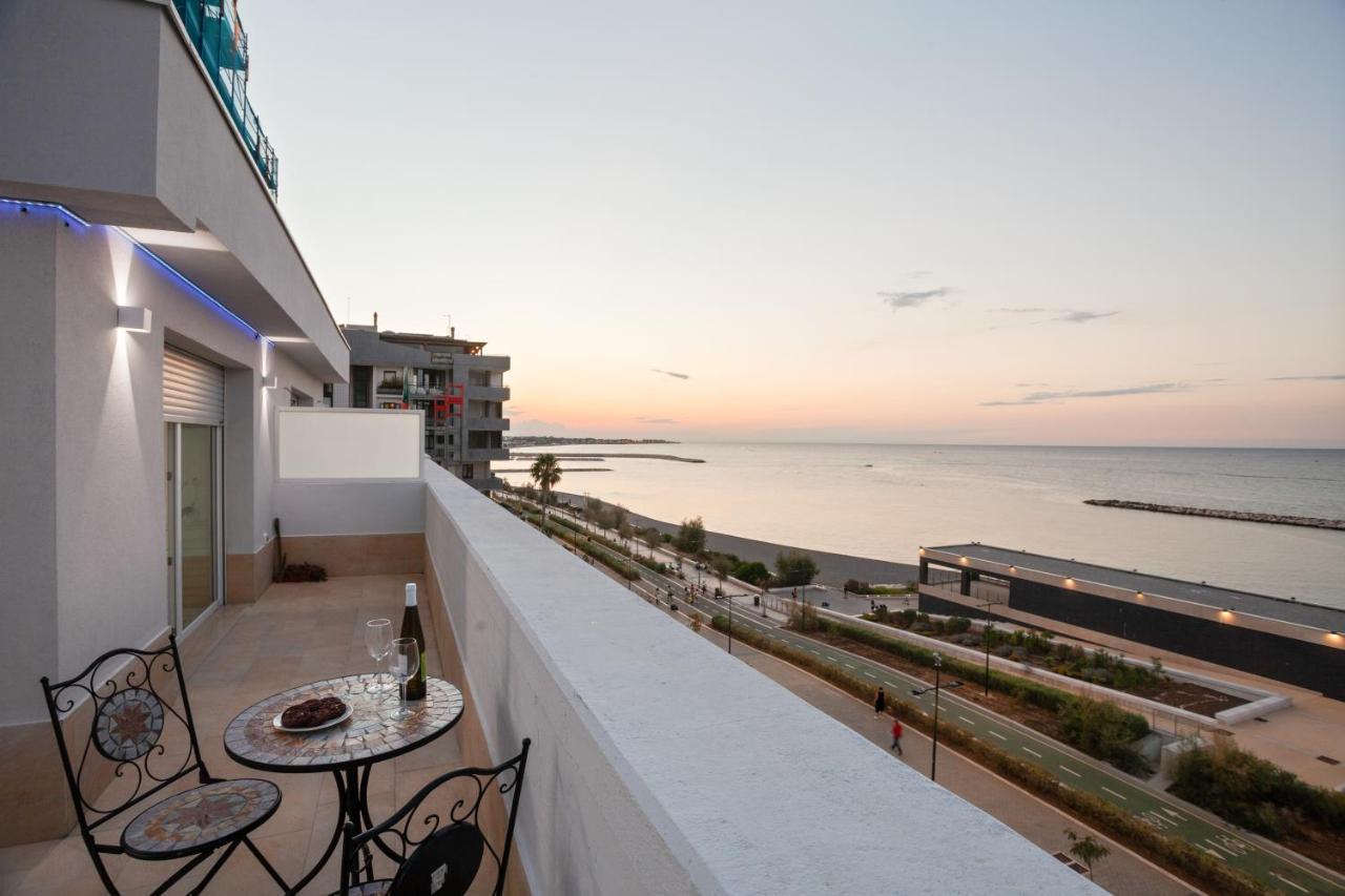 Tramonto Sul Mare Bari Apartment Near The Airport Bagian luar foto